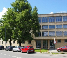 Centrum Biurowe Dąbrówki 16