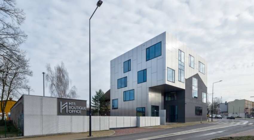 H11 Boutique Office