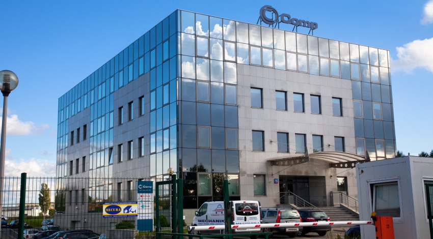 Jutrzenki Business Park Building B