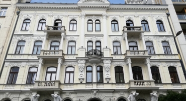 Mokotowska 57