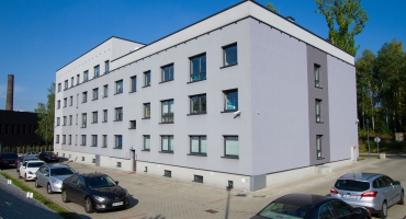 Porcelanowa 19 budynek A